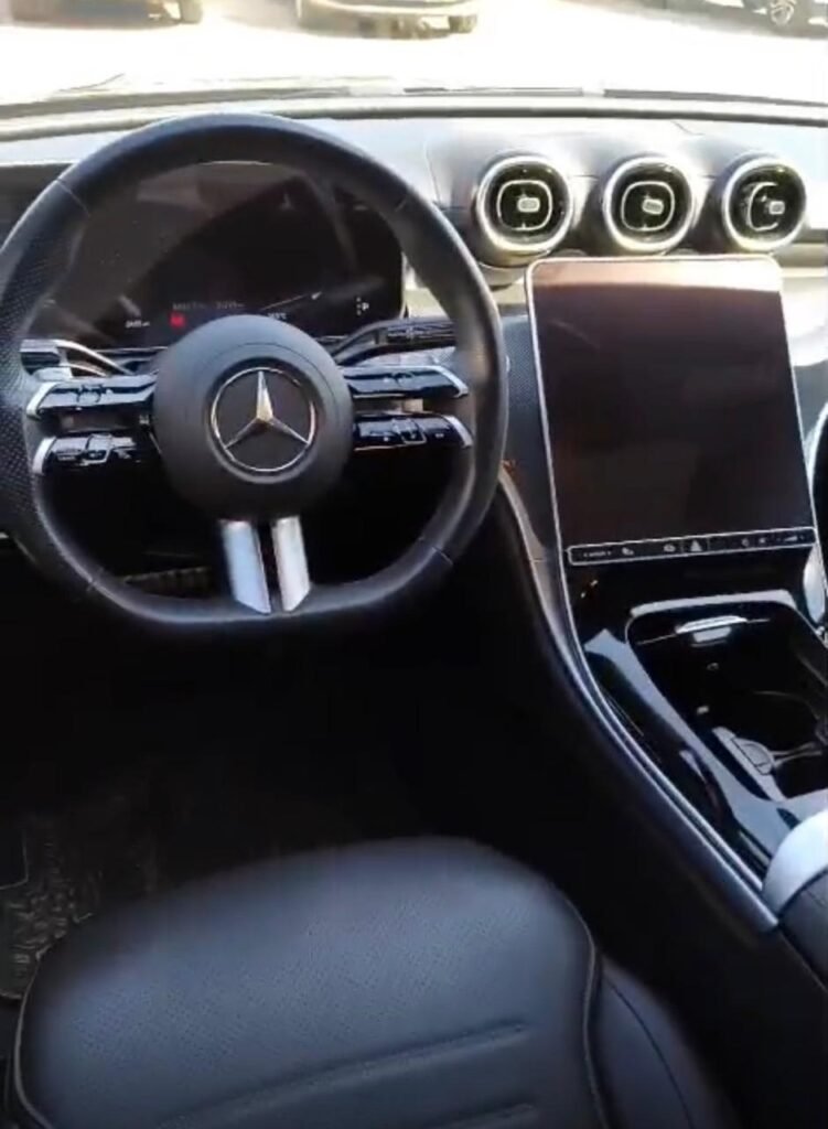 Mercedes C180-2024